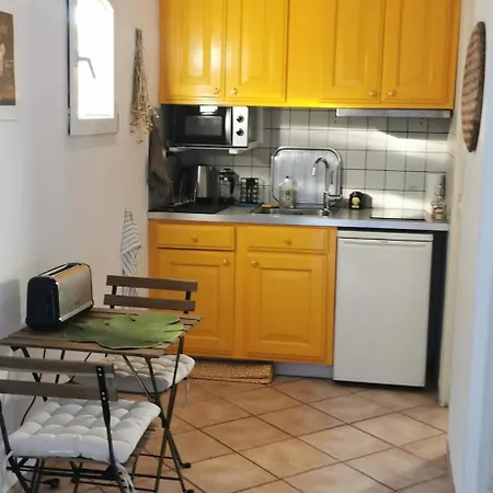 Independant Sur Terrasse Apartment